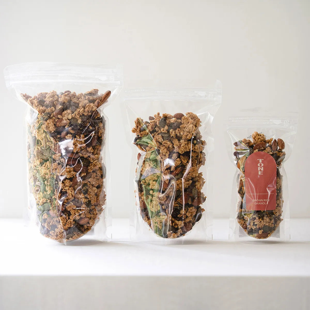 玄米グラノーラ〈グルテンフリー、シュガーフリー〉